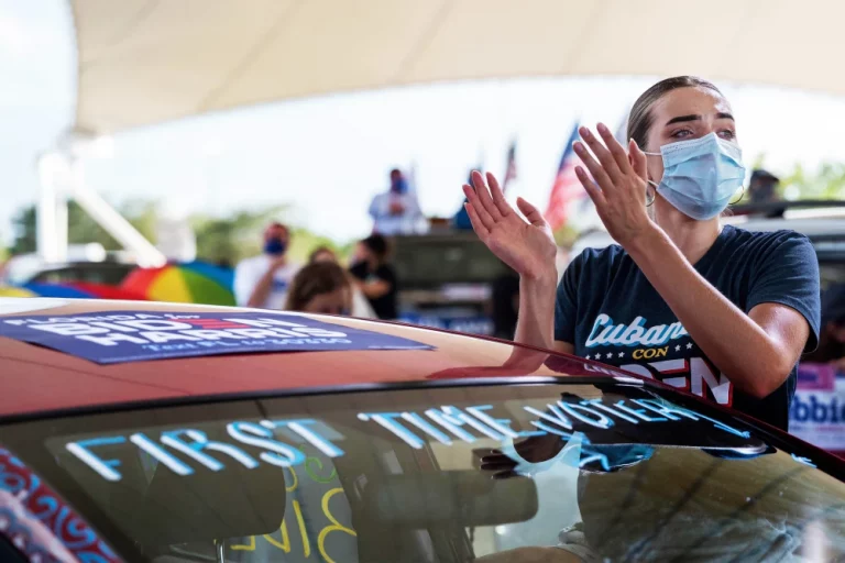 Latina leaders urge youth to use power of their vote