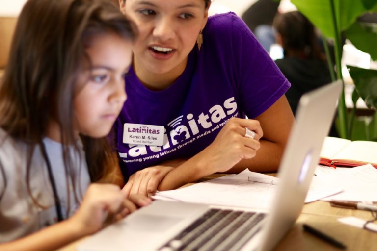 A Latinitas Success Story in Latina Mentorship