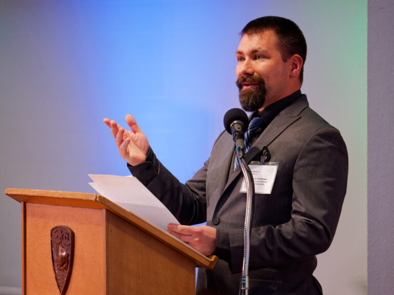 Northwest Hospitality Holds Fundraiser for Seattle’s Unhoused